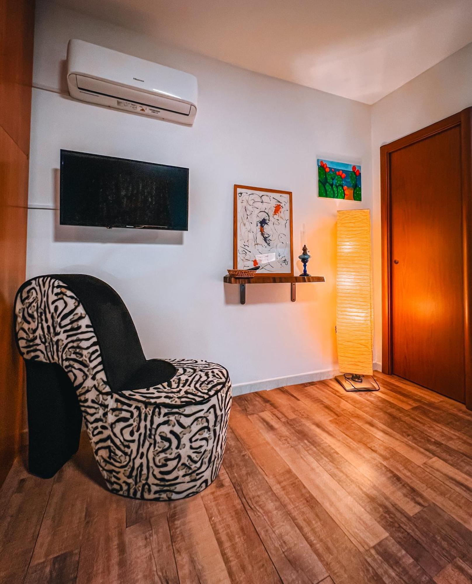 Casuzzamia Apartment ปาแลร์โม ภายนอก รูปภาพ