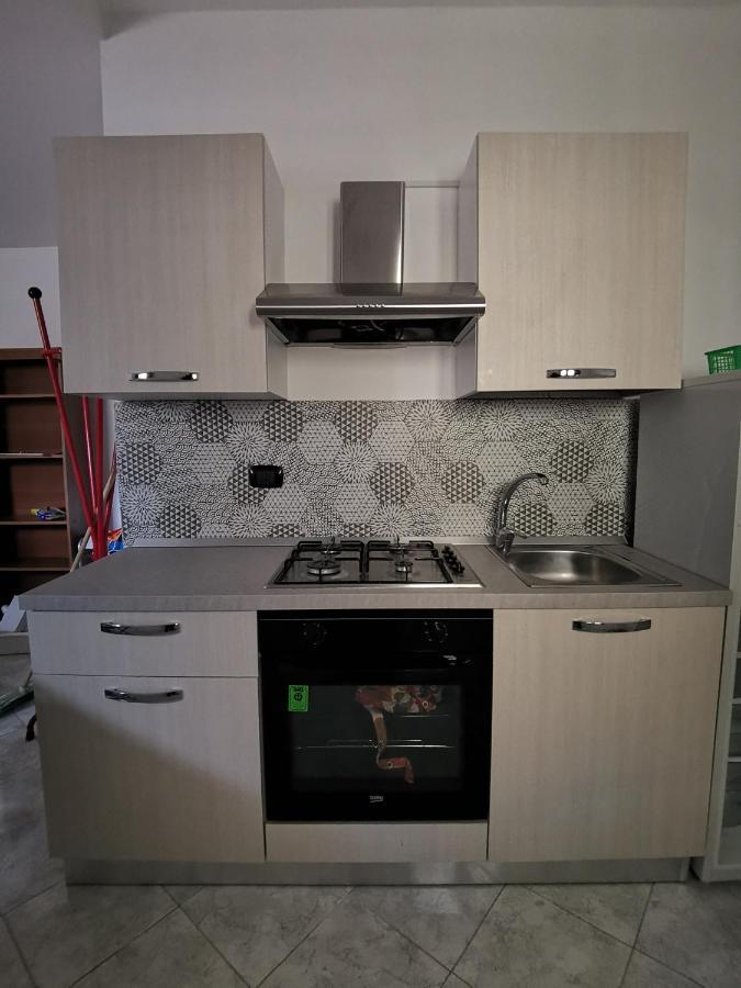 Casuzzamia Apartment ปาแลร์โม ภายนอก รูปภาพ