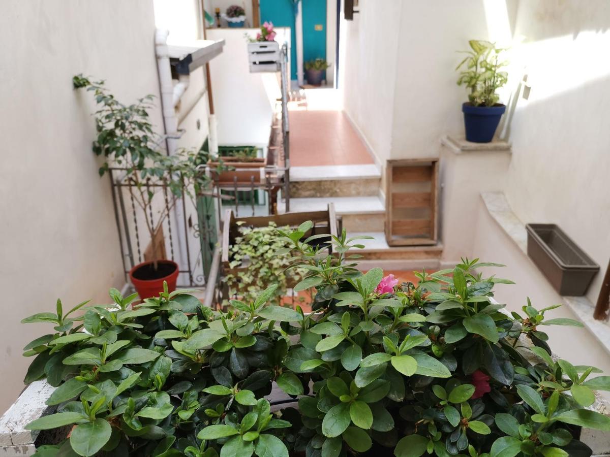 Casuzzamia Apartment ปาแลร์โม ภายนอก รูปภาพ